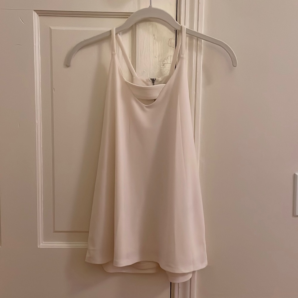 Bar III white flowy tank